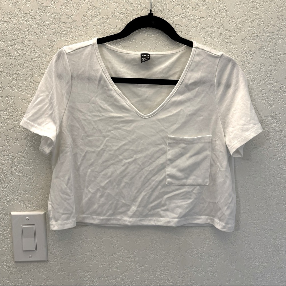 Relaxed Fit Cropped White Tee
